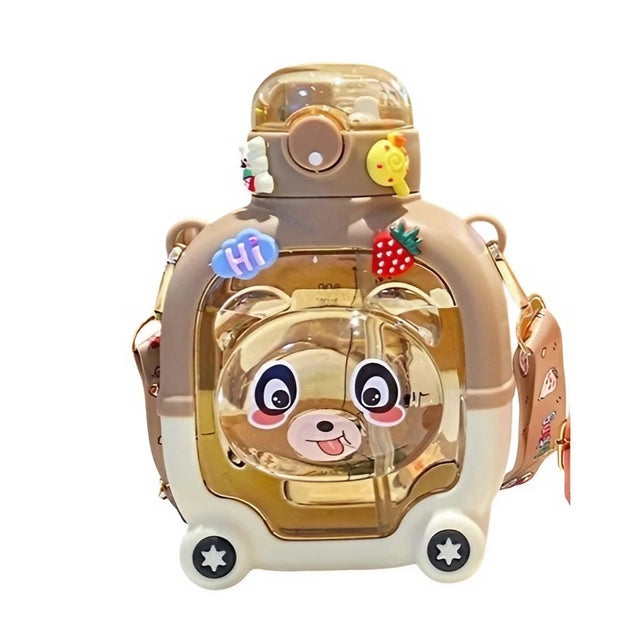 Sticla cu pai pentru copii, Vivimall, model ursulet, gradata, stickere aplicate, curea reglabila, din plastic rezistent la cadere, 1l, Maro, 20 x 13 cm - vivimall.ro