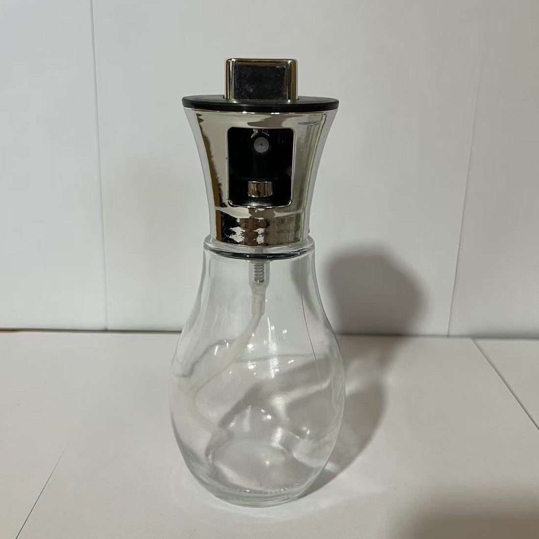 Sticla De Ulei Cu Pulverizator, Sticla Pentru Lichide De Bucatarie, Otet, Sos, Volum 200 Ml, Silver - vivimall.ro