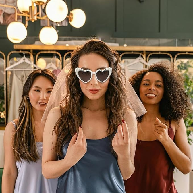 Ochelari Decorativi, Vivimall, Model Bride to Be, cu Perle si Diamante, pentru Nunta, din PC, 15.3 x 5.7 x 14.5 cm, Alb - vivimall.ro