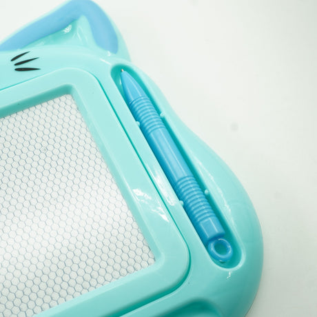 Tablita Magnetica de Scris si Desenat, Vivimall, Model Pisica, cu Creion, Dimensiuni 23.2x18.5 cm, Suprafata Desen 14.6x10.4 cm, Dezvolta Imaginatia si Creativitatea, Incurajeaza Exersarea Scrisului, Albastru, Resigilat - vivimall.ro