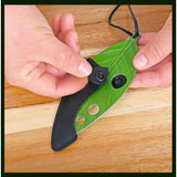 Tocator manual pentru ierburi Vivimall, instrument de curatat frunze, tocator, margini ascutie, 9 gauri de diferite dimensiuni, multifunctional, material otel inoxidabil, rezistent la rugina, 14 x 5.5 cm, verde - vivimall.ro