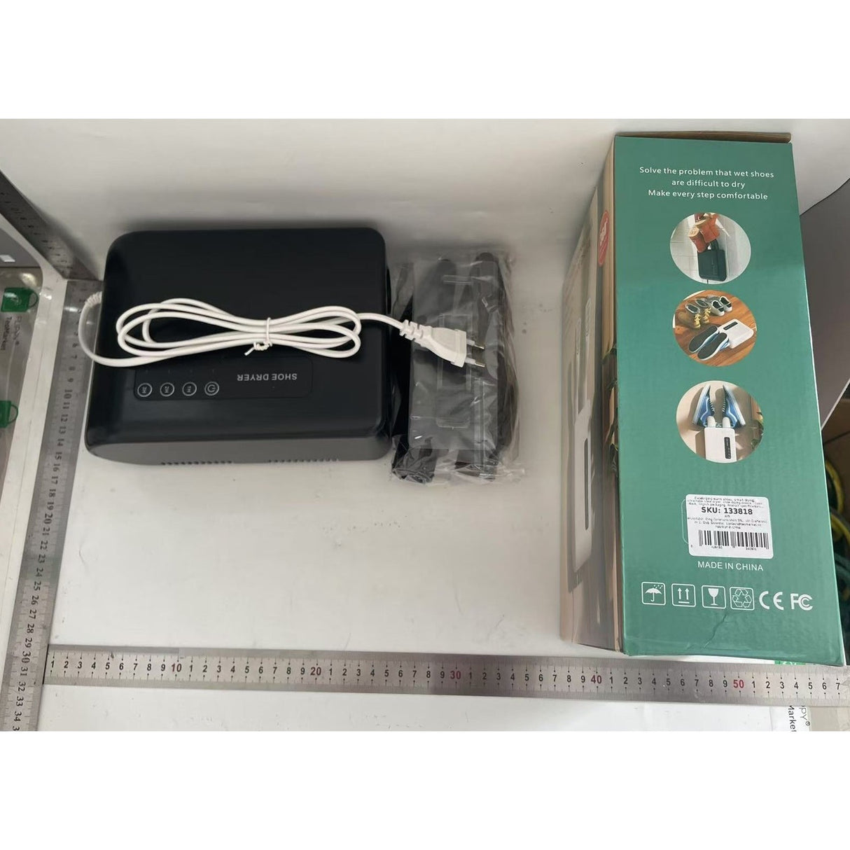 Uscator de Pantofi, Vivimall, Functie de Uscare, Dezinfectie, Dezodorizare, Montaj pe Perete fara Perforare, din PVC, Silentios, Timer, Negru - vivimall.ro