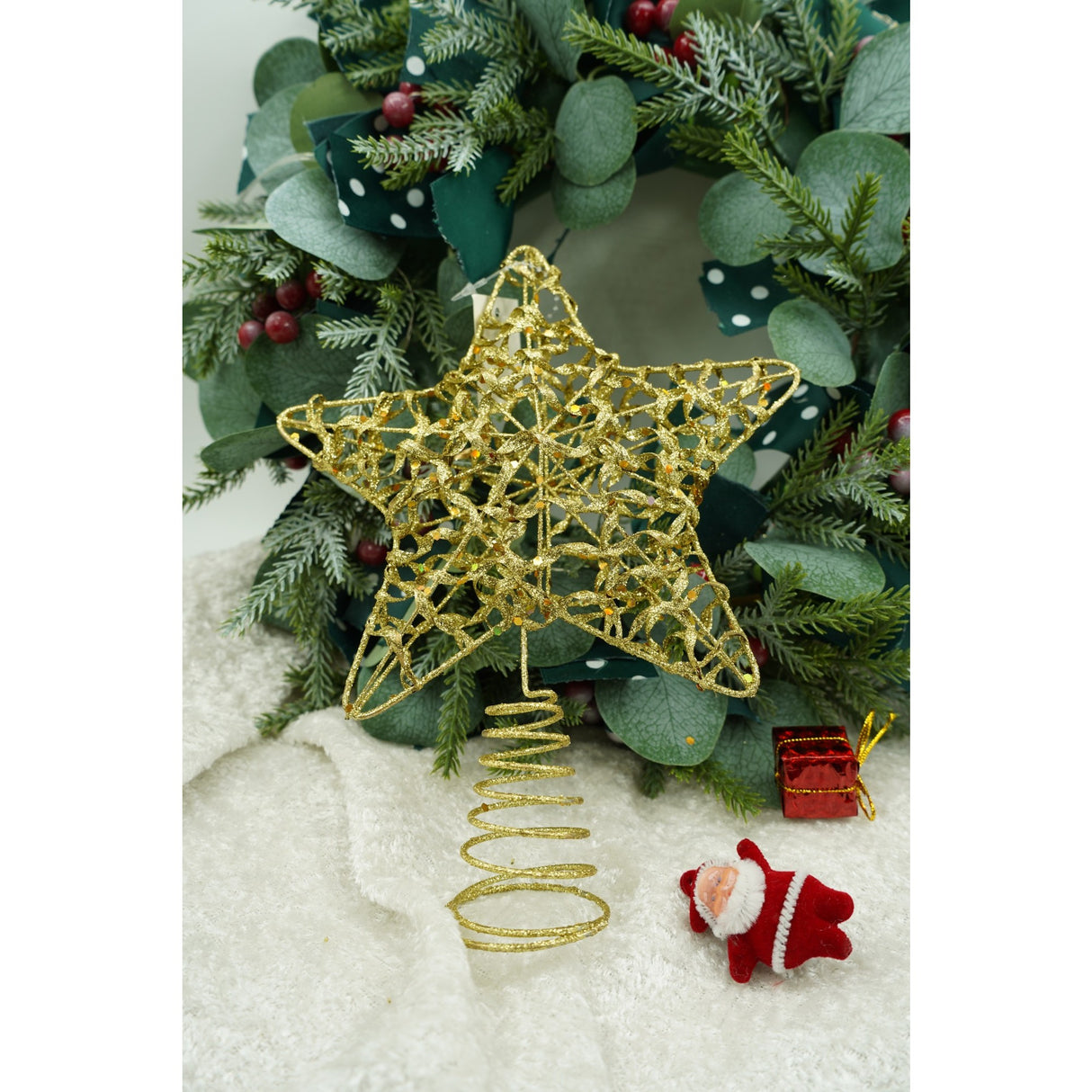 Varf decorativ de brad, Auriu, in forma de Stea, design cu paiete, din Plastic/Metal, 18 cm x 23 cm, Interior/Exterior, Flippy - vivimall.ro
