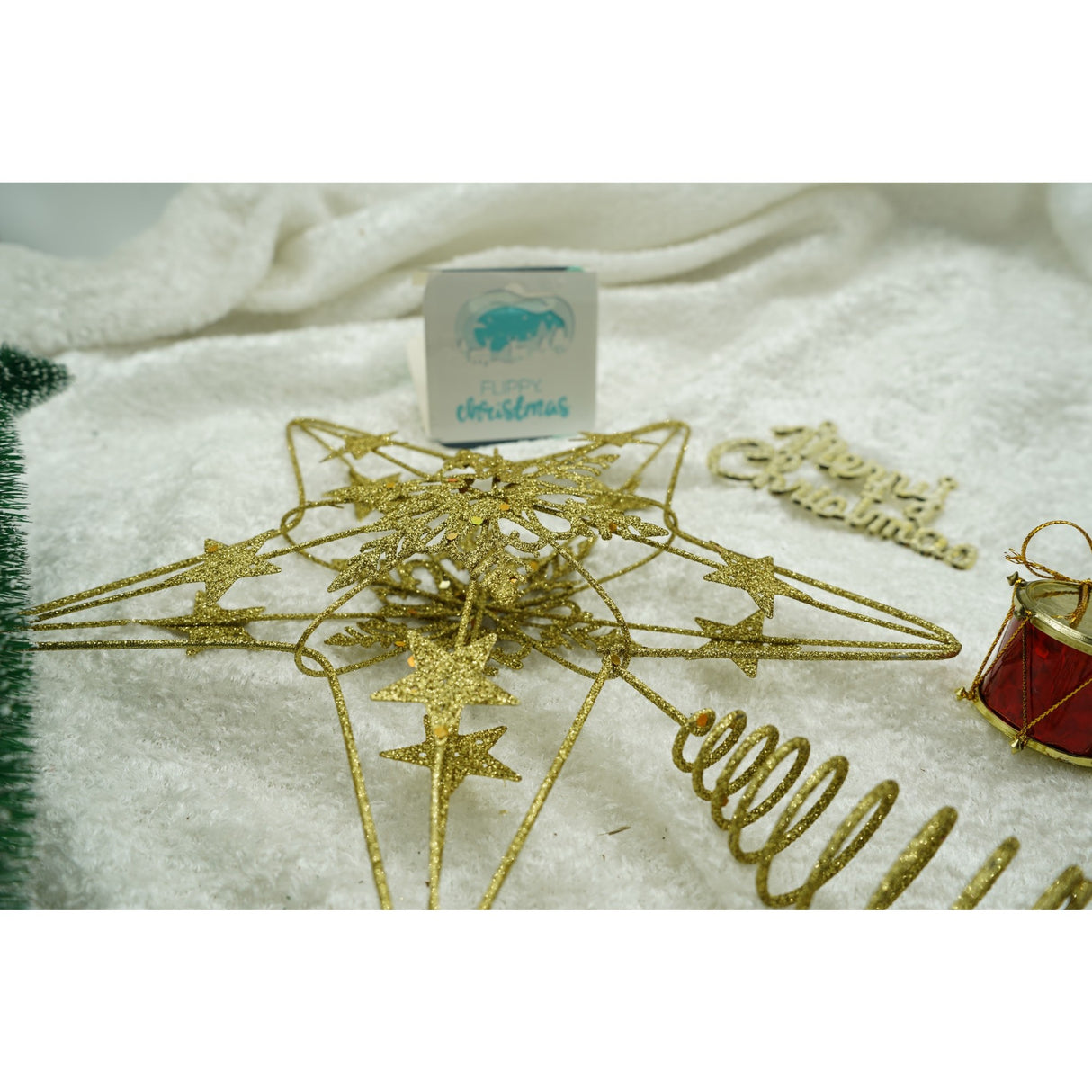 Varf decorativ de brad, Auriu, in forma de Stea, design de stele, din Plastic/Metal, 25 cm x 27 cm, Interior/Exterior, Flippy - vivimall.ro