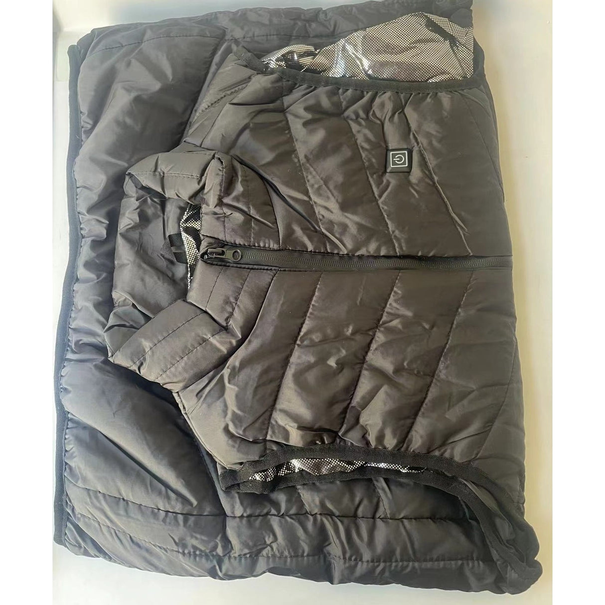 Vesta Inteligenta Incalzita, Flippy, Unisex, 2 Zone de Incalzire, Umplutura Bumbac, 3 Trepte de Temperatura, Incarcare USB, Negru, 65 - 75 kg, Marime XXL